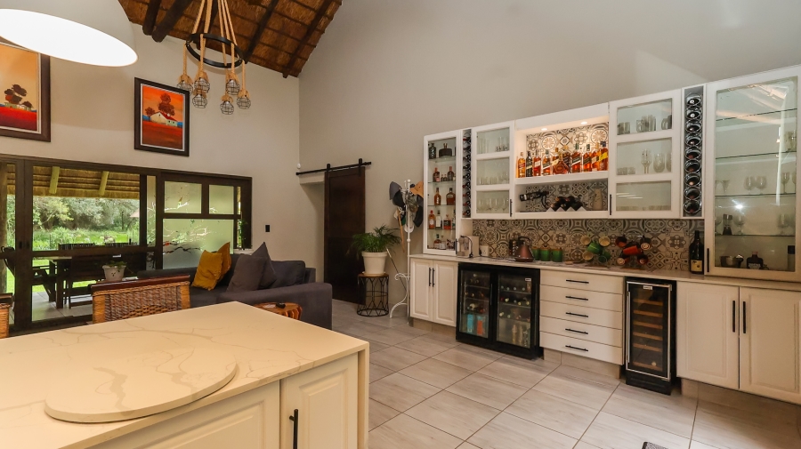 2 Bedroom Property for Sale in Lakeland North West